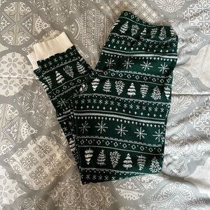 LC Lauren Conrad Forest Green and White Snowflake Leggings